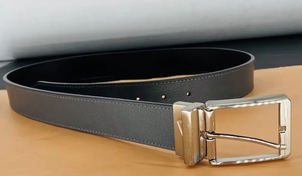 Nike Reversible Blk, Gray Silver Hardware Genuine Leather Sz 36 Casual Bus Belt